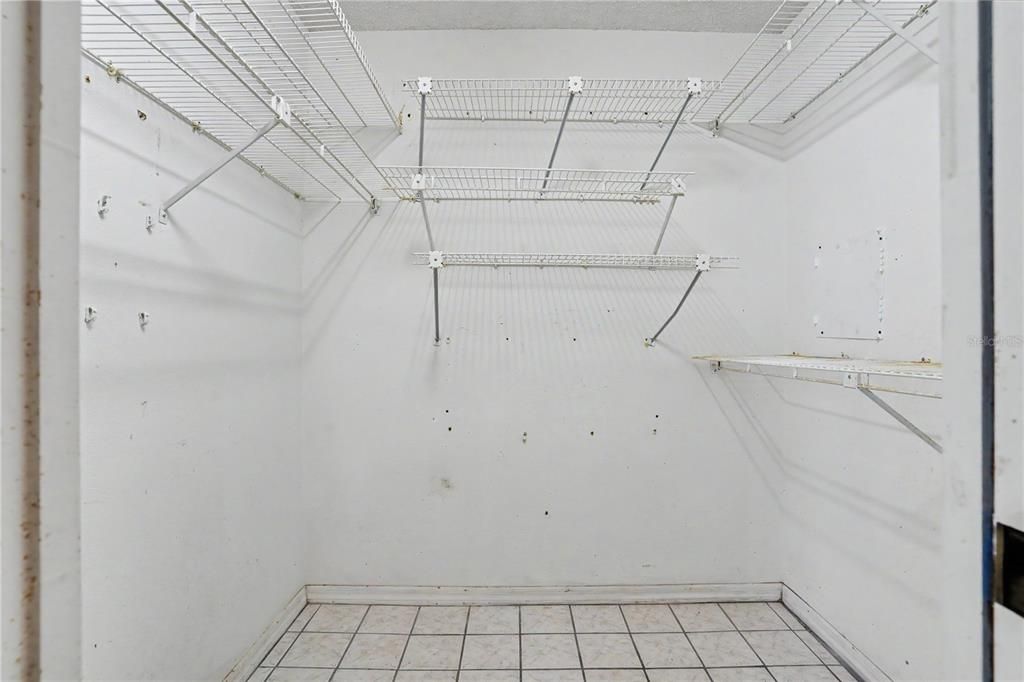 En Venta: $499,000 (4 camas, 3 baños, 2088 Pies cuadrados)