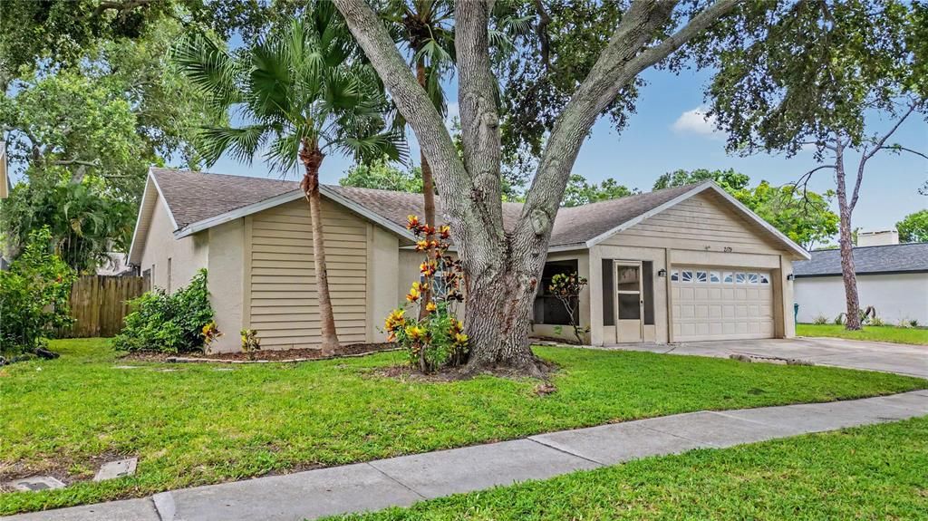 En Venta: $499,000 (4 camas, 3 baños, 2088 Pies cuadrados)