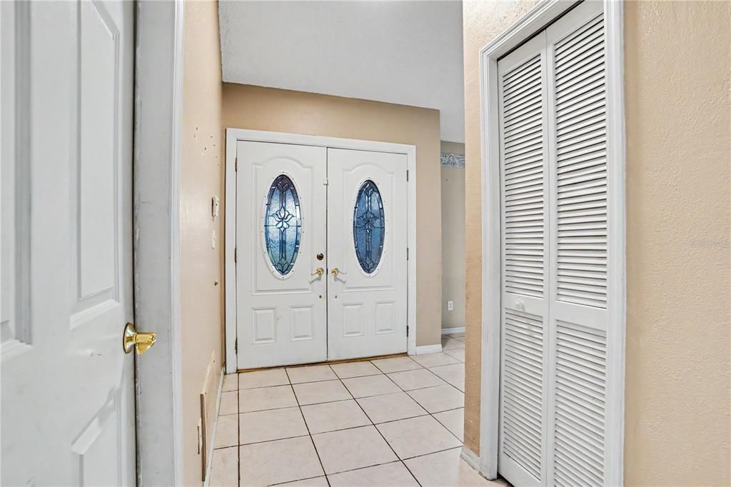 En Venta: $499,000 (4 camas, 3 baños, 2088 Pies cuadrados)
