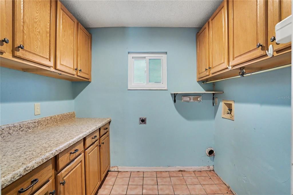 En Venta: $499,000 (4 camas, 3 baños, 2088 Pies cuadrados)
