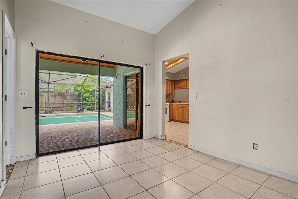 En Venta: $499,000 (4 camas, 3 baños, 2088 Pies cuadrados)