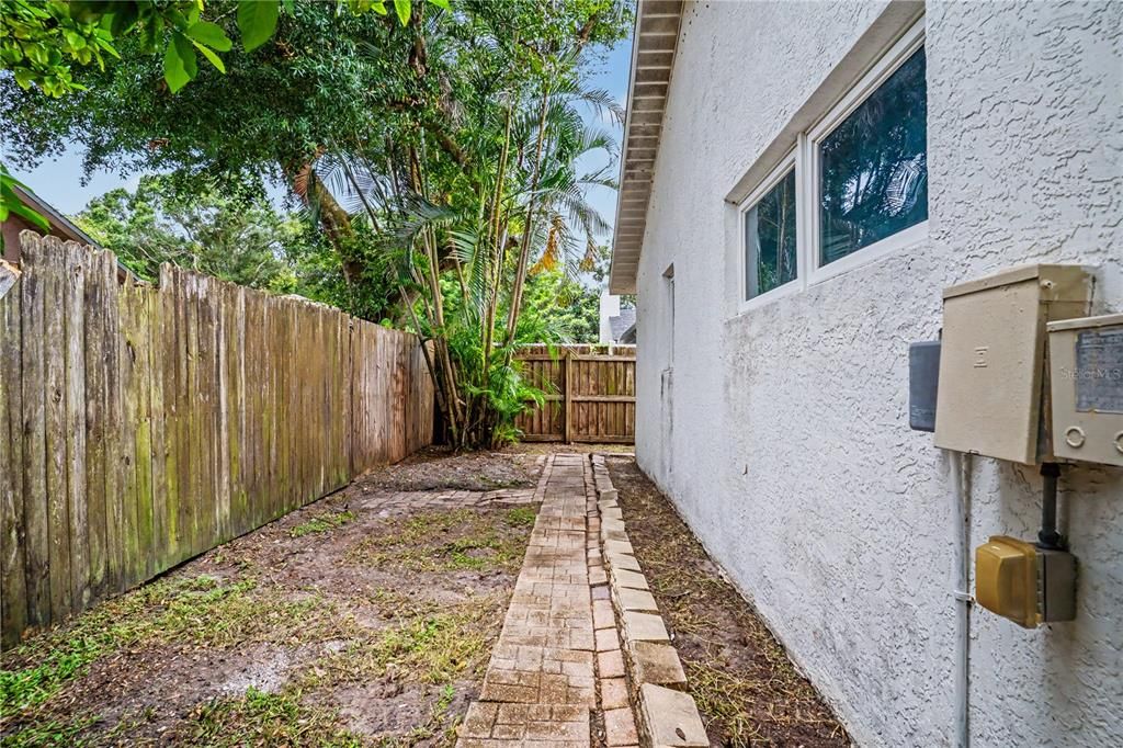 En Venta: $499,000 (4 camas, 3 baños, 2088 Pies cuadrados)