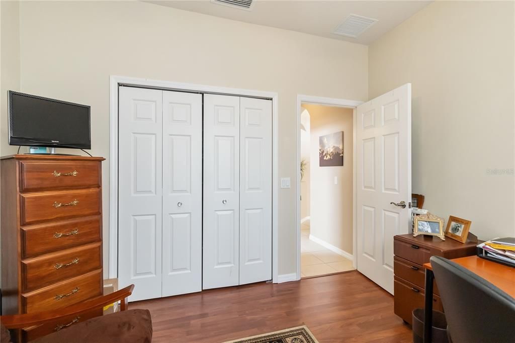 For Sale: $361,300 (3 beds, 2 baths, 1890 Square Feet)