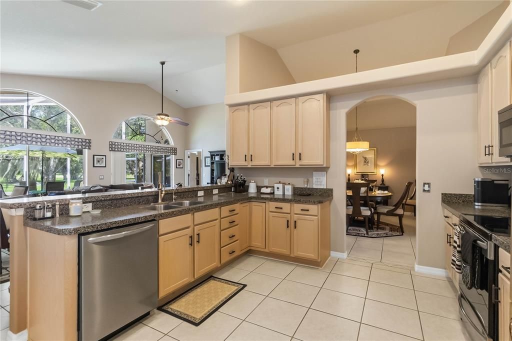For Sale: $361,300 (3 beds, 2 baths, 1890 Square Feet)