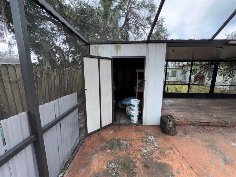 For Sale: $365,000 (4 beds, 2 baths, 1852 Square Feet)