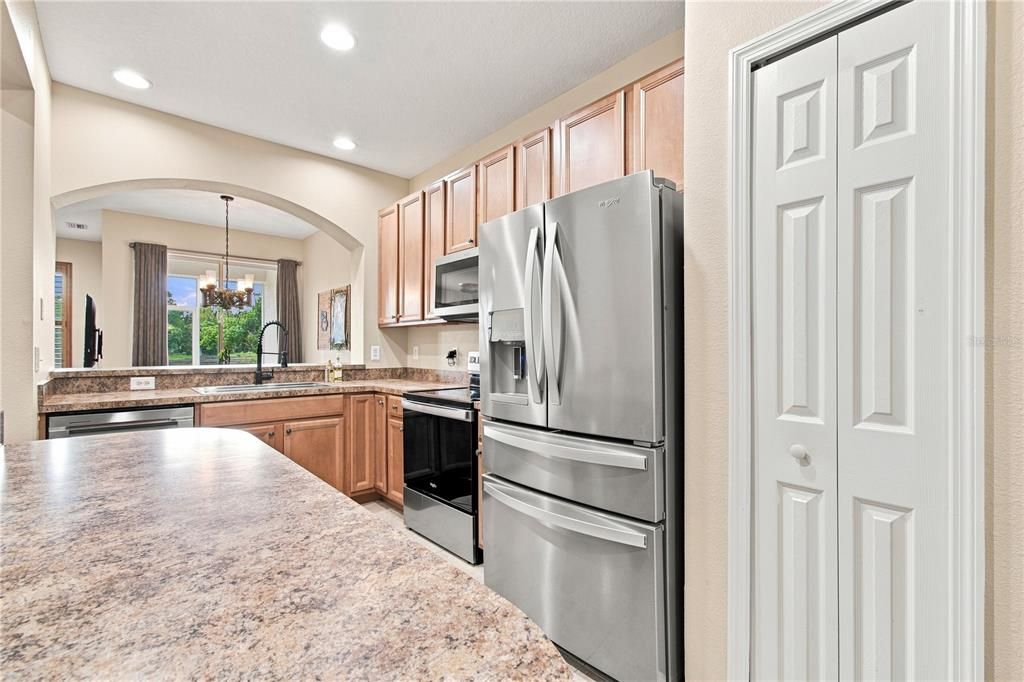 For Sale: $315,000 (3 beds, 2 baths, 1802 Square Feet)