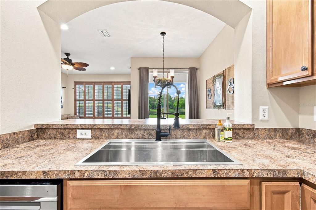 For Sale: $315,000 (3 beds, 2 baths, 1802 Square Feet)