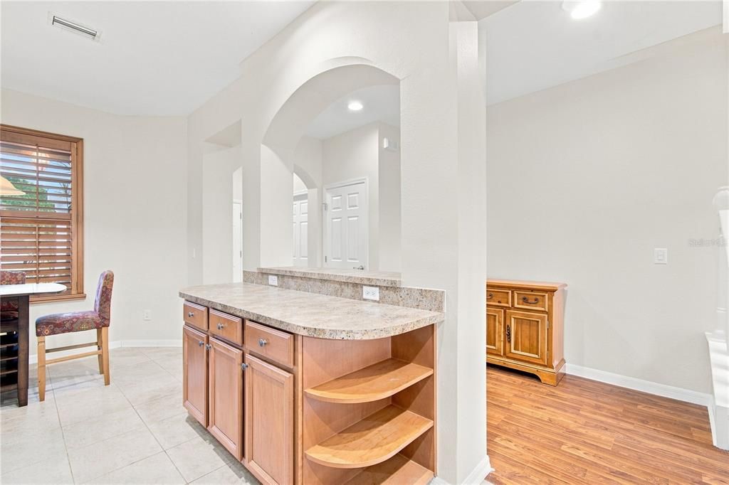 For Sale: $315,000 (3 beds, 2 baths, 1802 Square Feet)