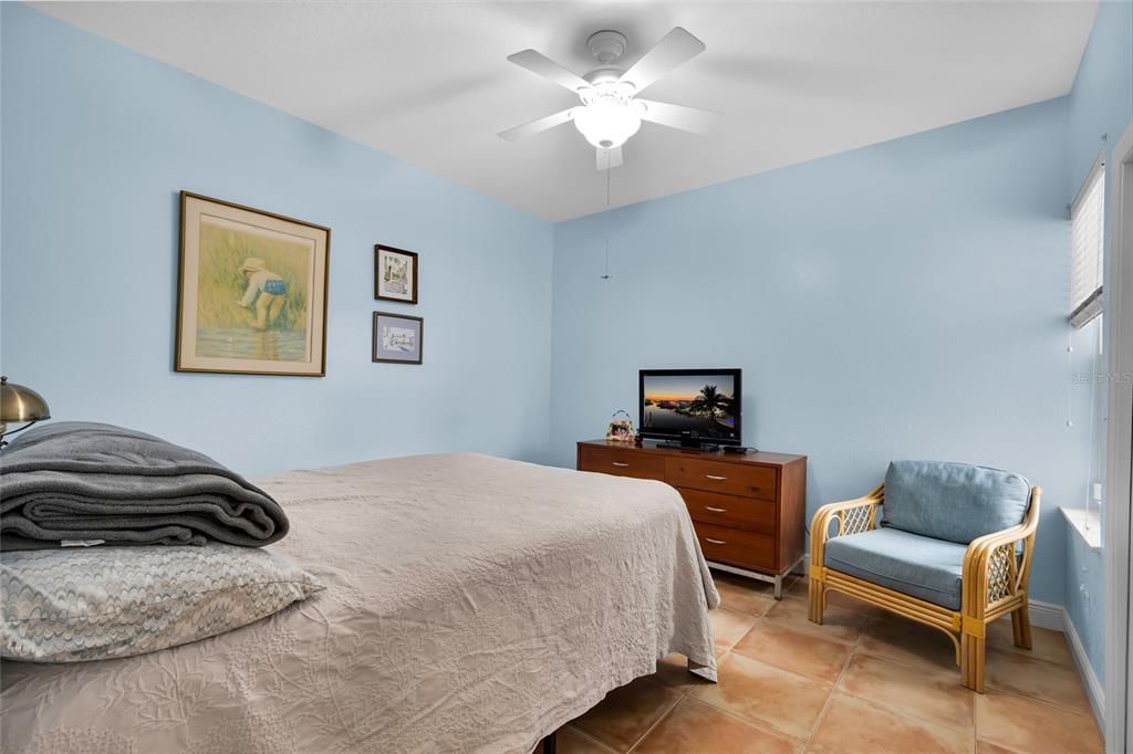 For Sale: $625,000 (3 beds, 2 baths, 3711 Square Feet)