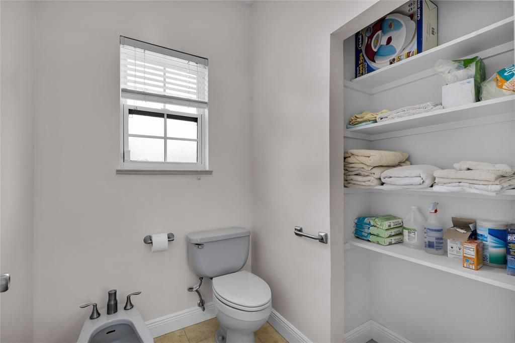 For Sale: $625,000 (3 beds, 2 baths, 3711 Square Feet)