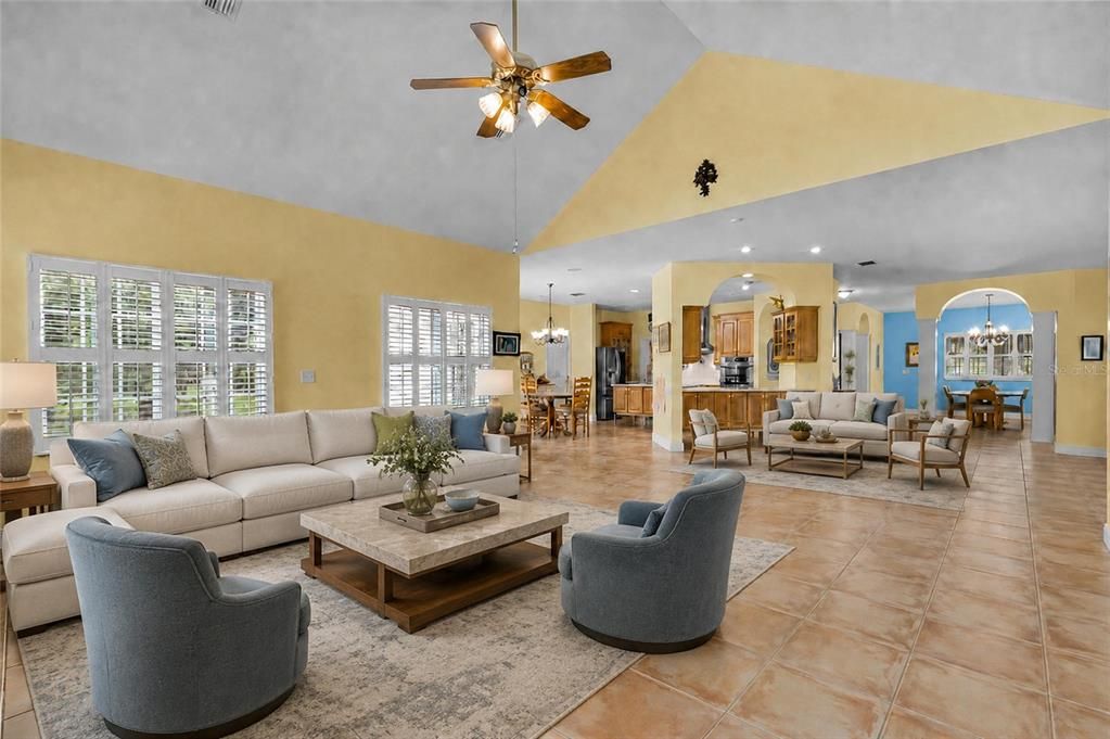 For Sale: $625,000 (3 beds, 2 baths, 3711 Square Feet)