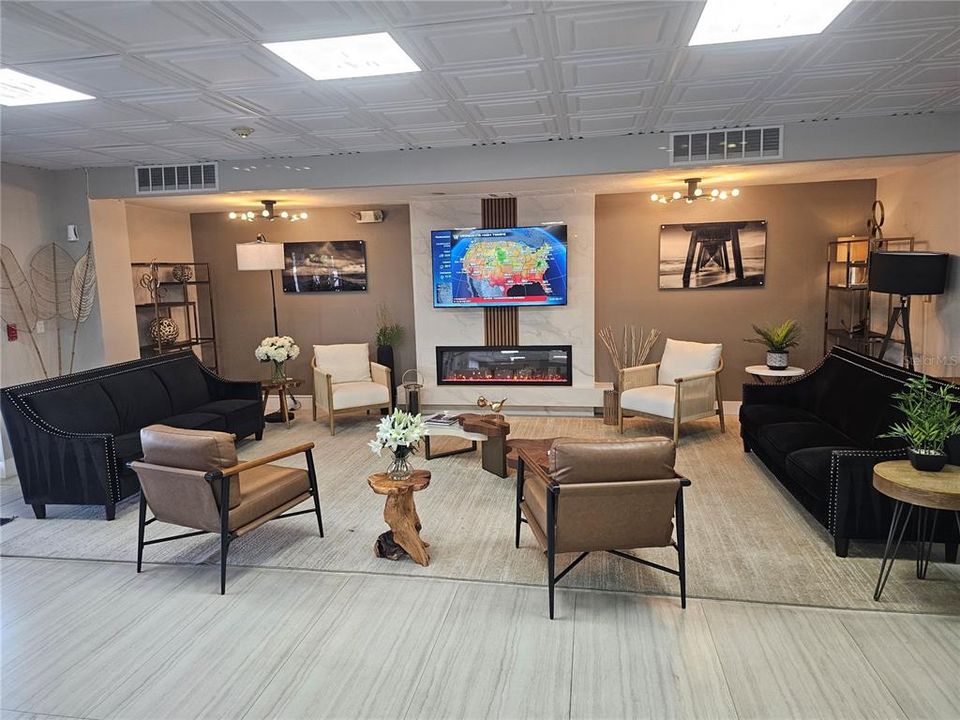 For Sale: $89,900 (1 beds, 1 baths, 312 Square Feet)