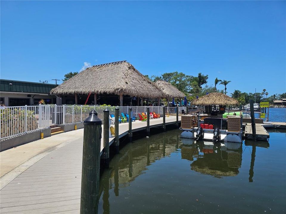 For Sale: $89,900 (1 beds, 1 baths, 312 Square Feet)