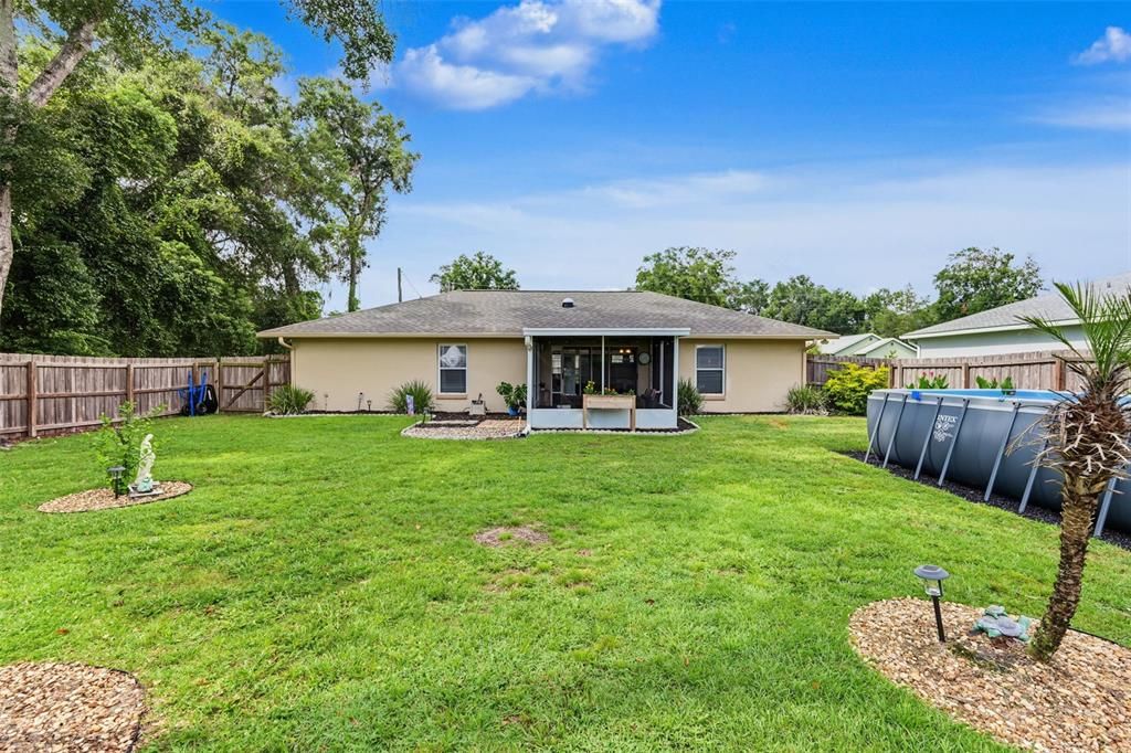 For Sale: $294,000 (3 beds, 2 baths, 1235 Square Feet)