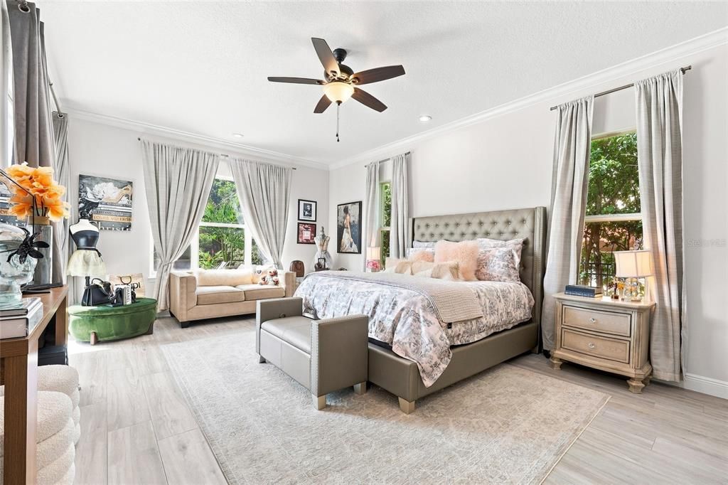 For Sale: $1,100,000 (4 beds, 4 baths, 3453 Square Feet)