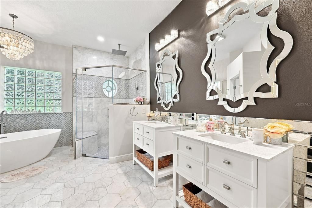 For Sale: $1,100,000 (4 beds, 4 baths, 3453 Square Feet)