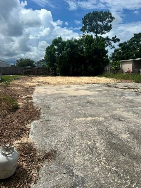 En Venta: $55,000 (0.10 acres)