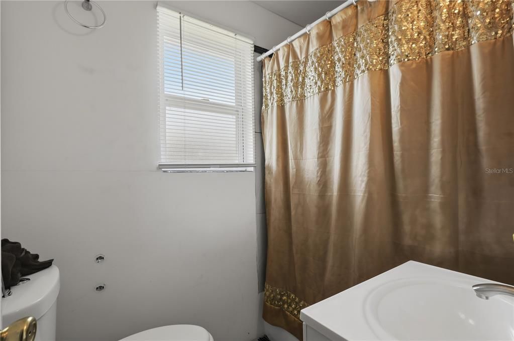 En Venta: $179,999 (3 camas, 2 baños, 912 Pies cuadrados)