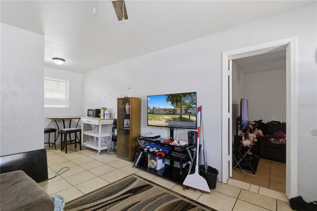 En Venta: $179,999 (3 camas, 2 baños, 912 Pies cuadrados)