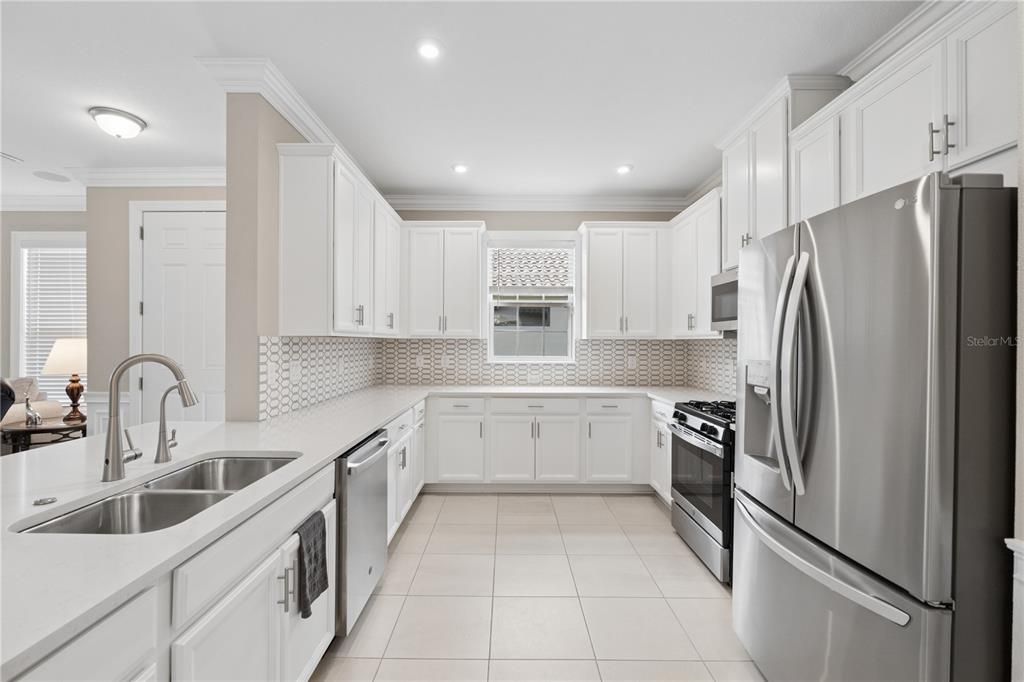 En Venta: $469,900 (2 camas, 2 baños, 1689 Pies cuadrados)