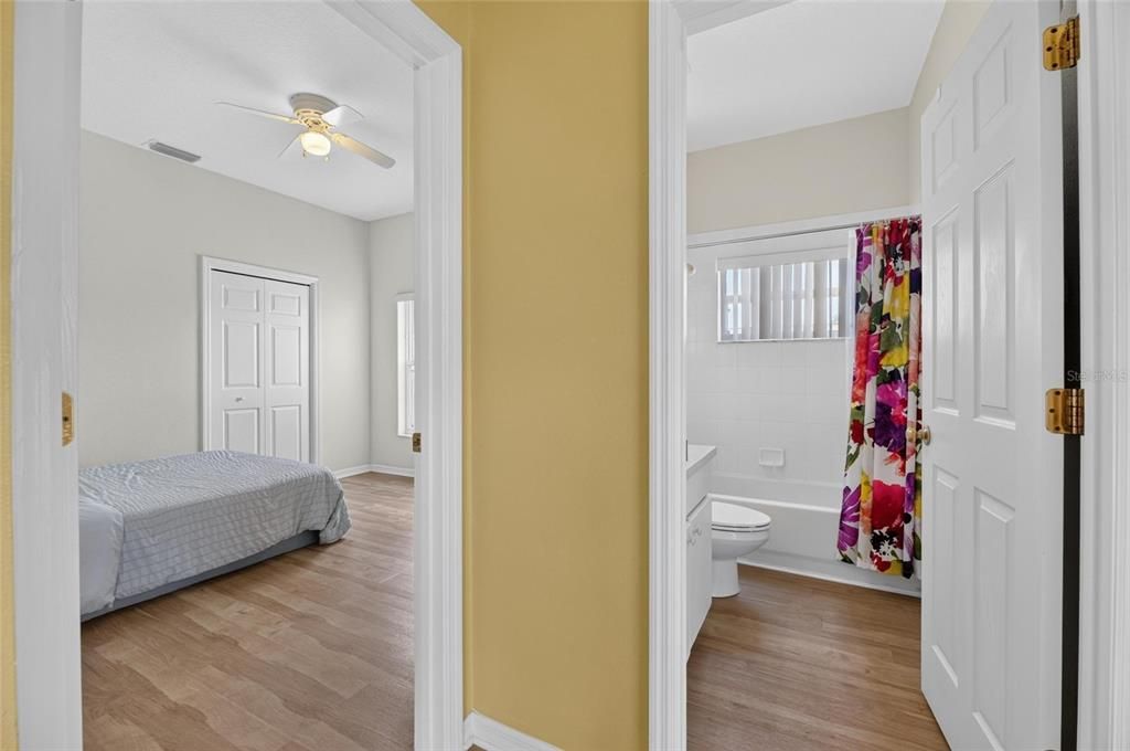 For Sale: $469,900 (4 beds, 3 baths, 2727 Square Feet)