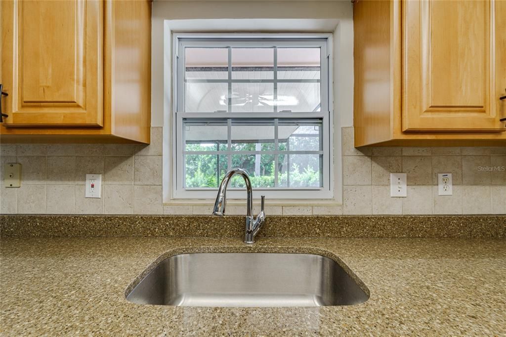 For Sale: $409,900 (3 beds, 2 baths, 1489 Square Feet)