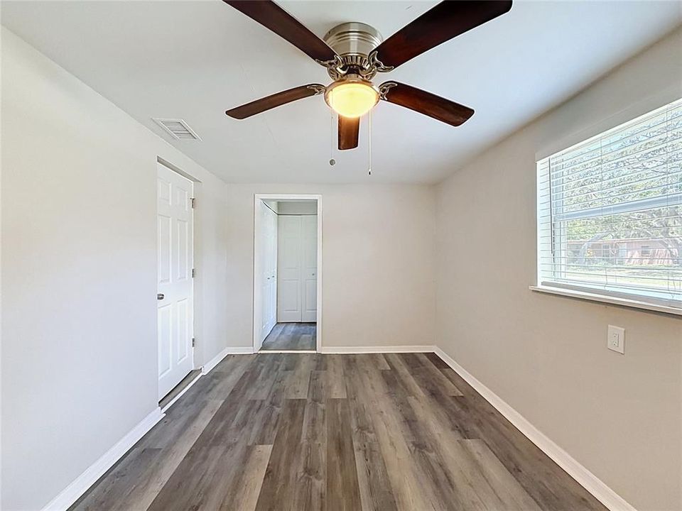 En Venta: $179,900 (4 camas, 1 baños, 1600 Pies cuadrados)