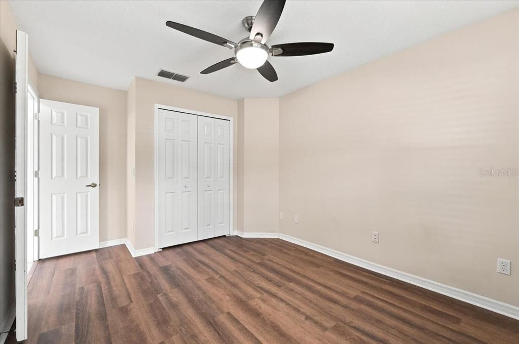 For Sale: $525,000 (4 beds, 3 baths, 2520 Square Feet)