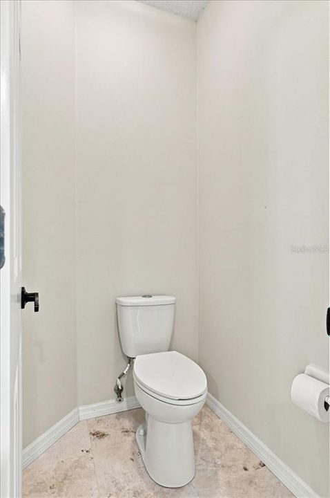 For Sale: $525,000 (4 beds, 3 baths, 2520 Square Feet)