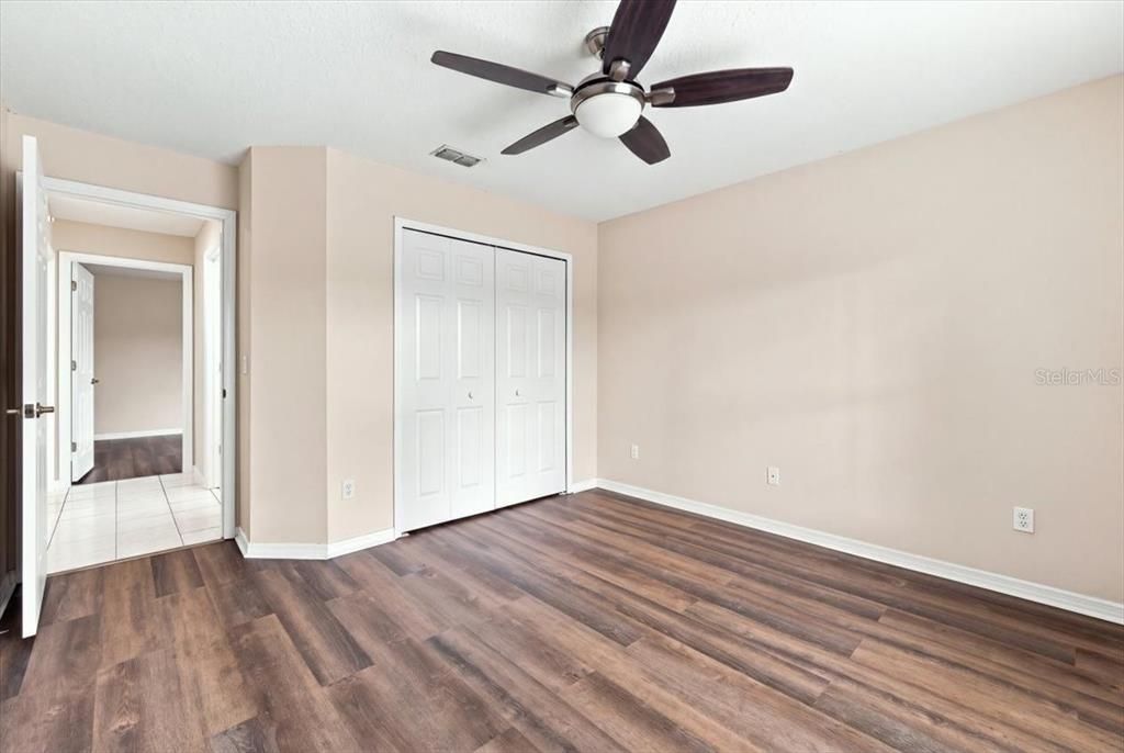 For Sale: $525,000 (4 beds, 3 baths, 2520 Square Feet)