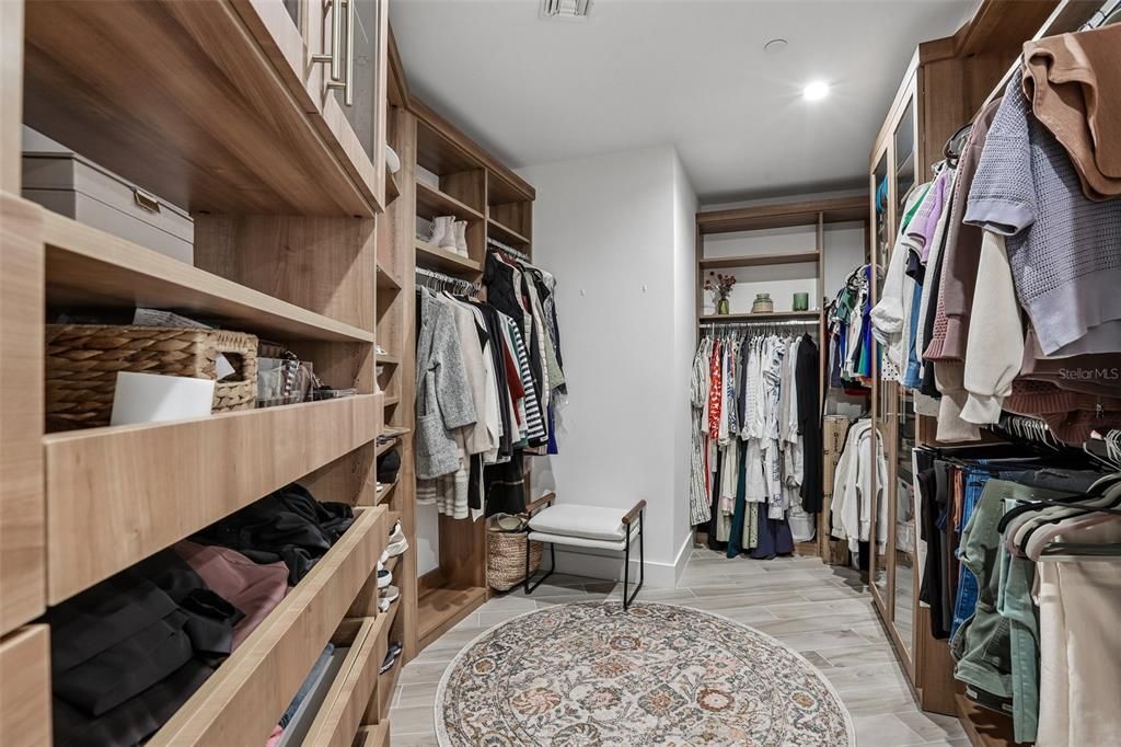 В аренду: $13,000 (4 спален, 3 ванн, 3036 Квадратных фут)