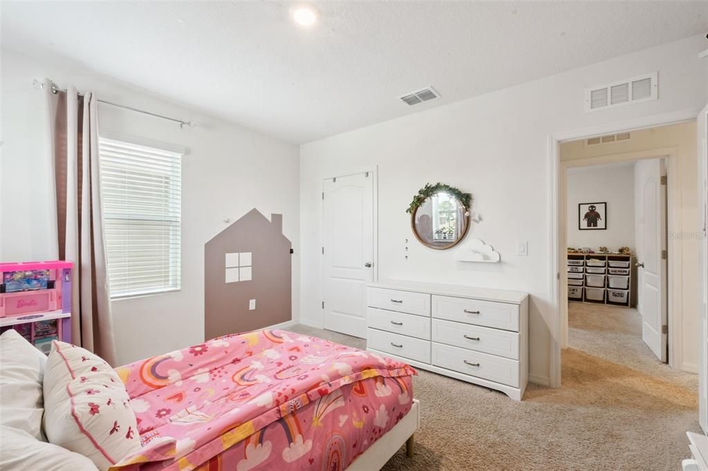 For Sale: $459,000 (5 beds, 3 baths, 2830 Square Feet)