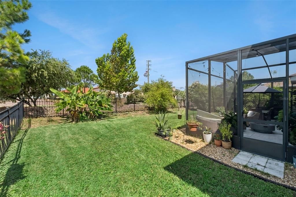For Sale: $459,000 (5 beds, 3 baths, 2830 Square Feet)
