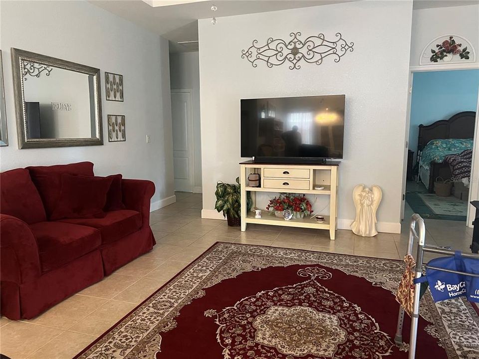 En Venta: $399,000 (3 camas, 2 baños, 1683 Pies cuadrados)