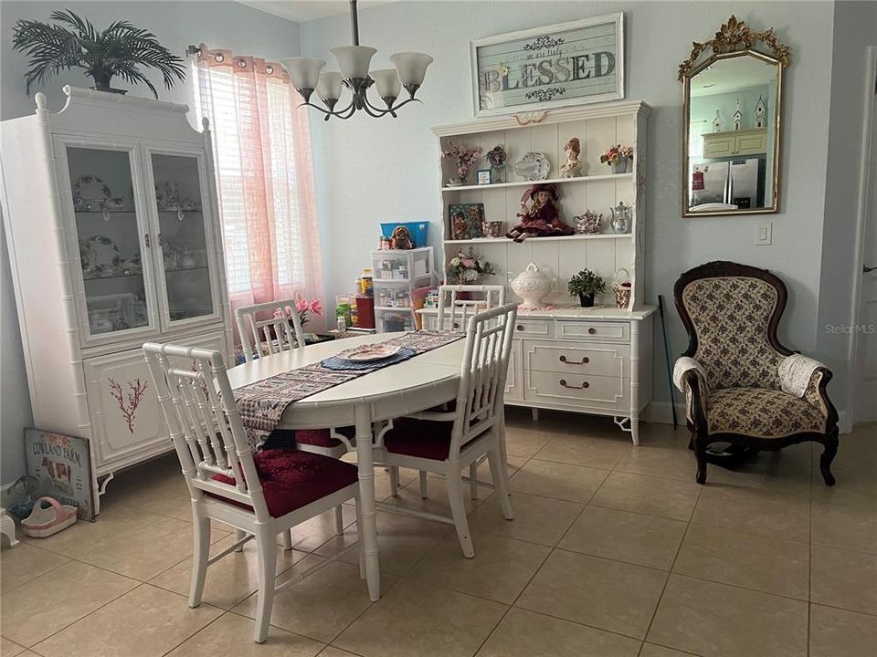 En Venta: $399,000 (3 camas, 2 baños, 1683 Pies cuadrados)