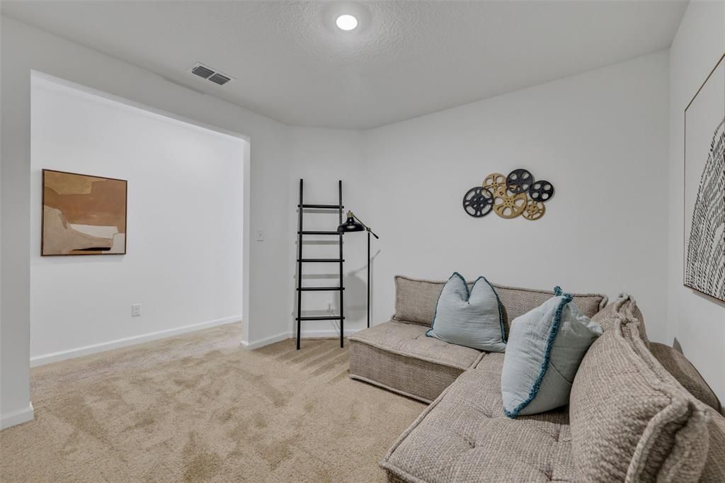 For Sale: $209,990 (2 beds, 2 baths, 1395 Square Feet)