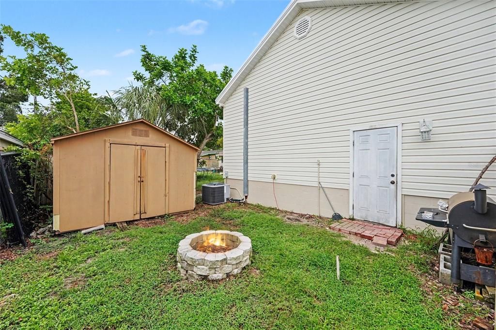 En Venta: $325,000 (3 camas, 2 baños, 1152 Pies cuadrados)