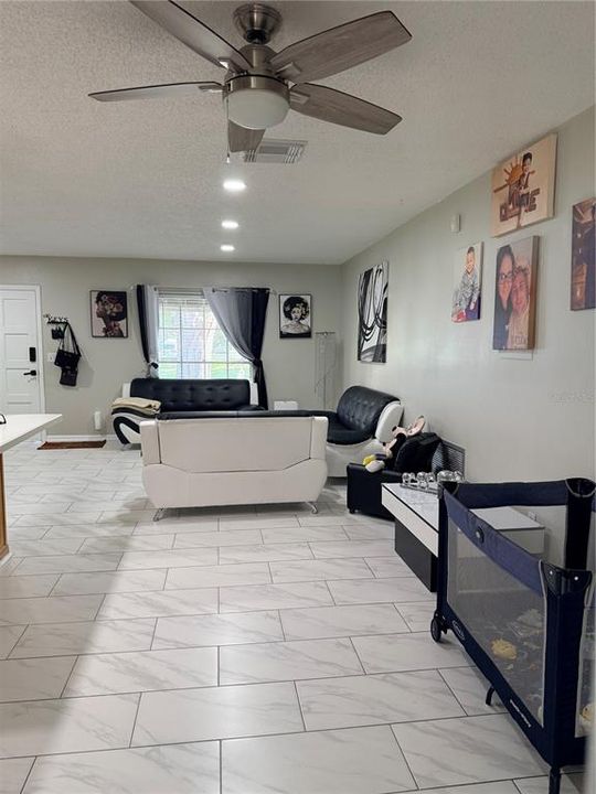 For Sale: $465,000 (3 beds, 2 baths, 1334 Square Feet)