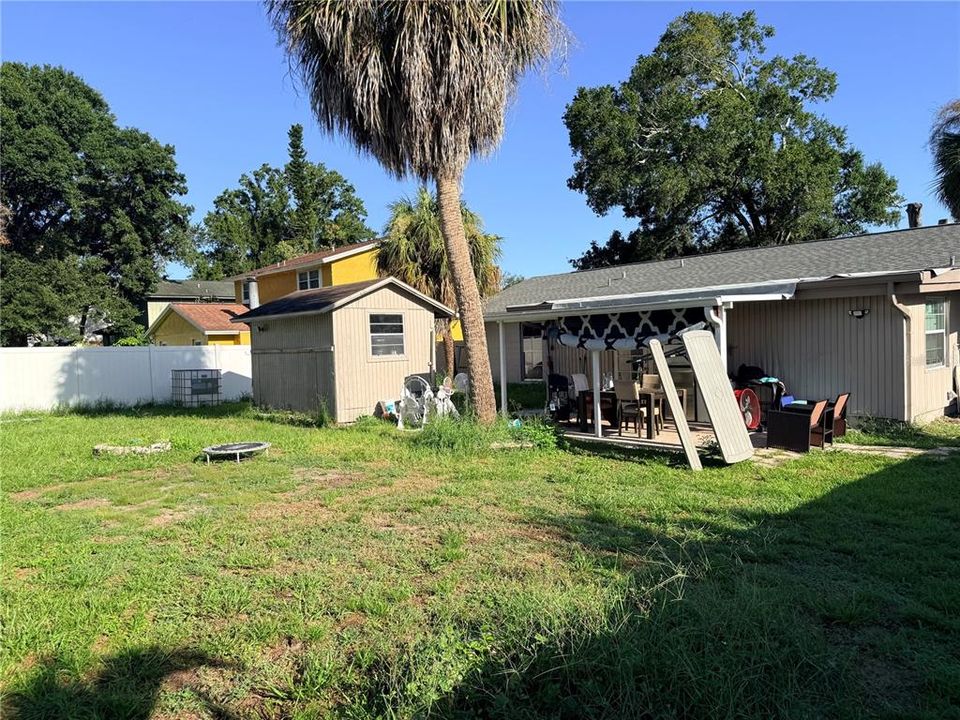 For Sale: $465,000 (3 beds, 2 baths, 1334 Square Feet)