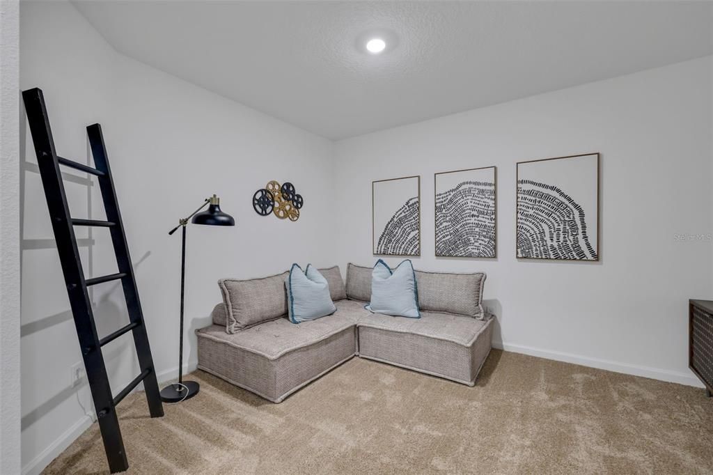 For Sale: $209,990 (2 beds, 2 baths, 1395 Square Feet)
