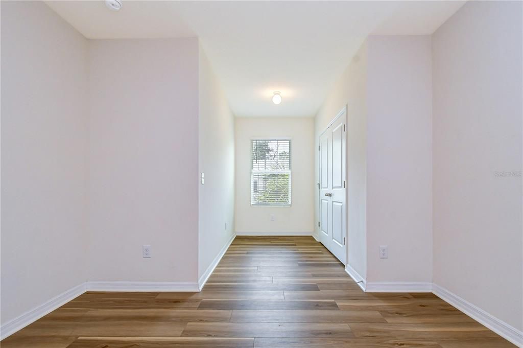For Sale: $279,000 (3 beds, 2 baths, 1673 Square Feet)