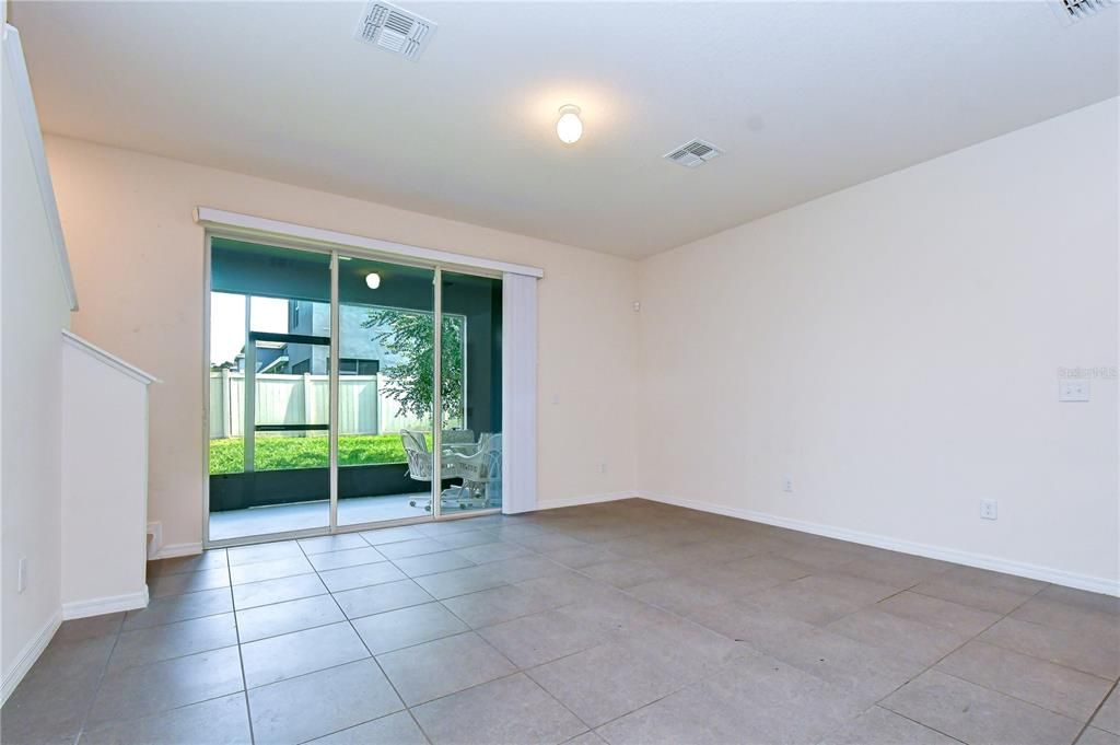 For Sale: $279,000 (3 beds, 2 baths, 1673 Square Feet)