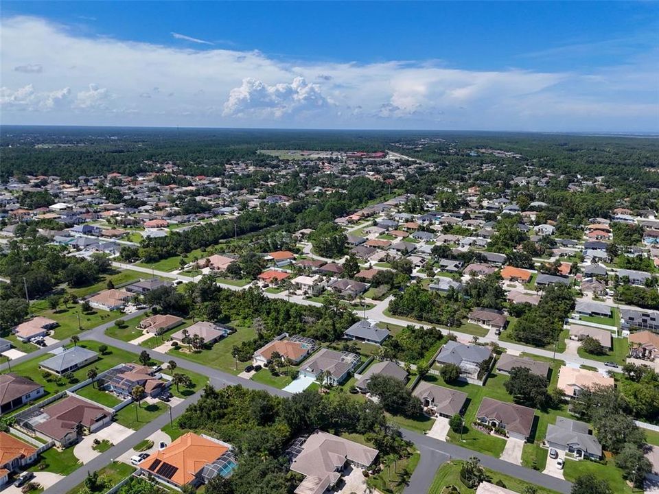 En Venta: $565,000 (4 camas, 3 baños, 2573 Pies cuadrados)