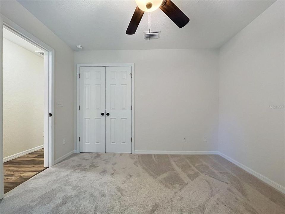 For Sale: $319,900 (3 beds, 2 baths, 1439 Square Feet)