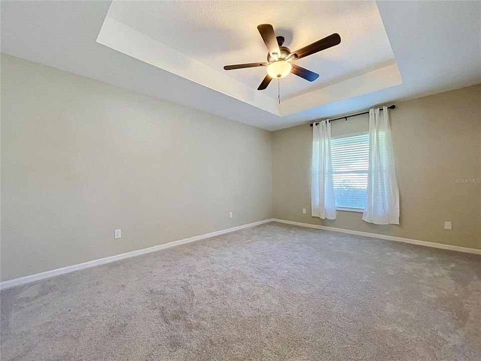 For Sale: $319,900 (3 beds, 2 baths, 1439 Square Feet)