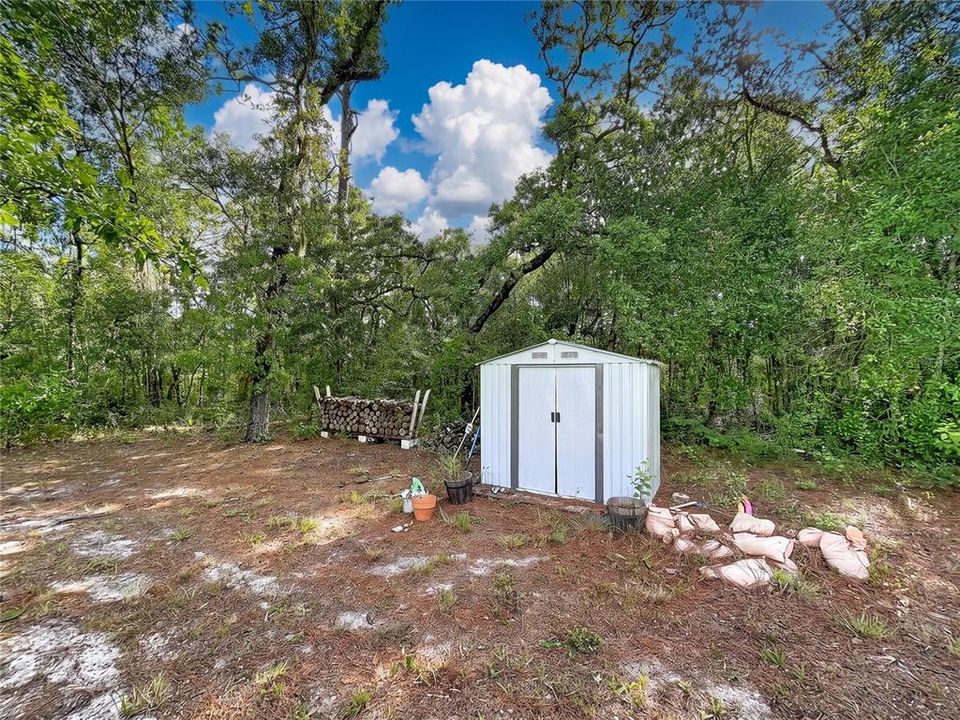 For Sale: $319,900 (3 beds, 2 baths, 1439 Square Feet)