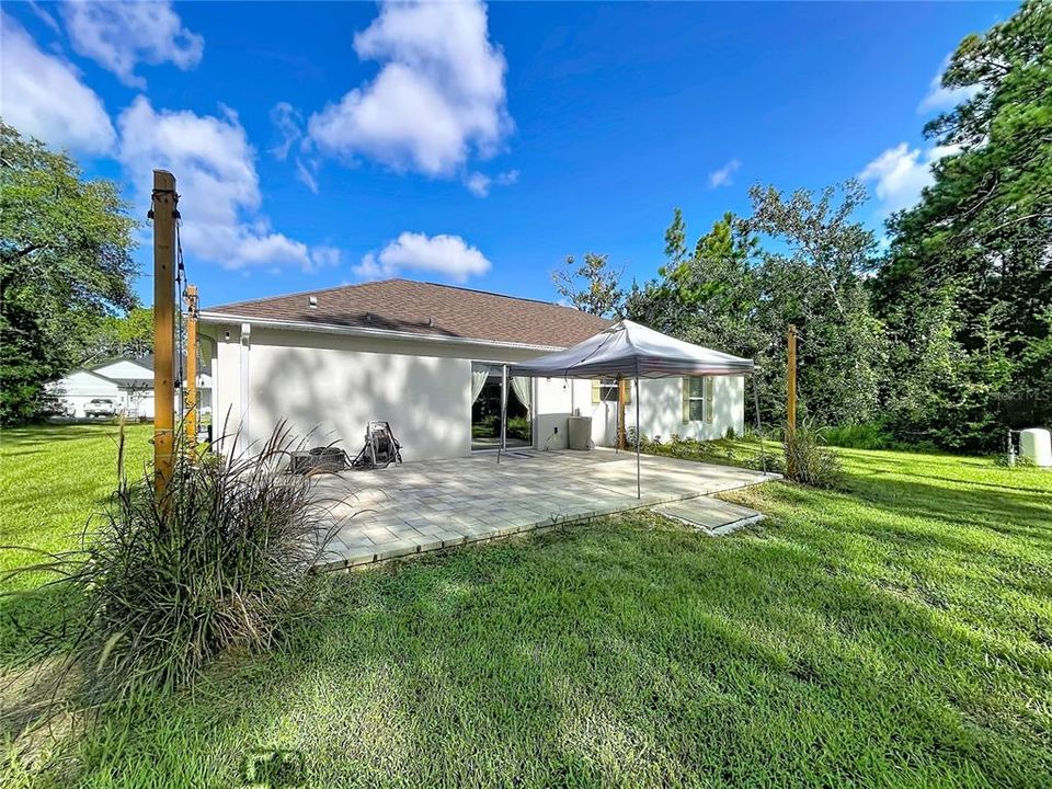 For Sale: $319,900 (3 beds, 2 baths, 1439 Square Feet)