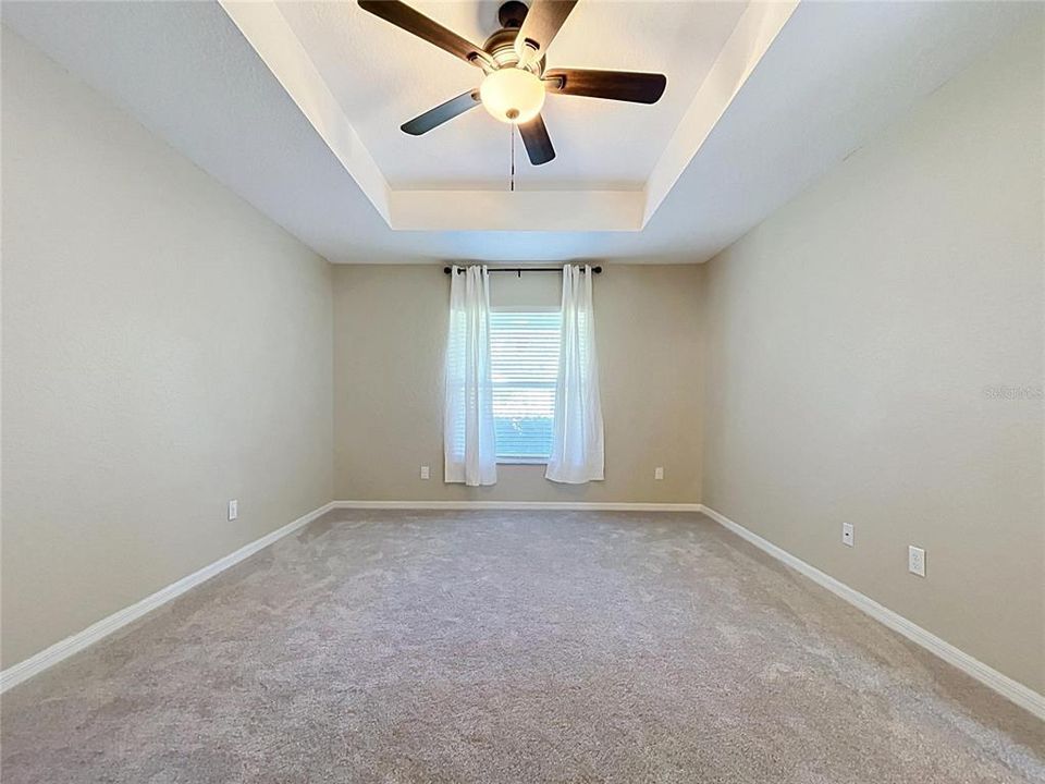 For Sale: $319,900 (3 beds, 2 baths, 1439 Square Feet)