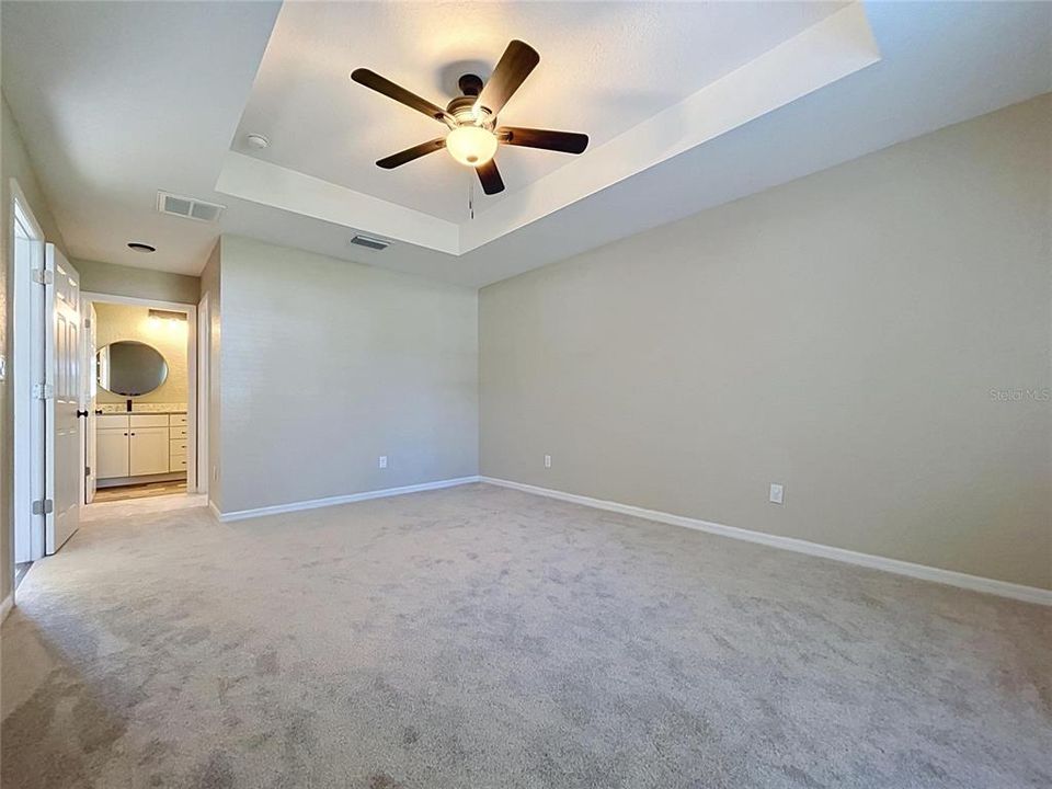 For Sale: $319,900 (3 beds, 2 baths, 1439 Square Feet)
