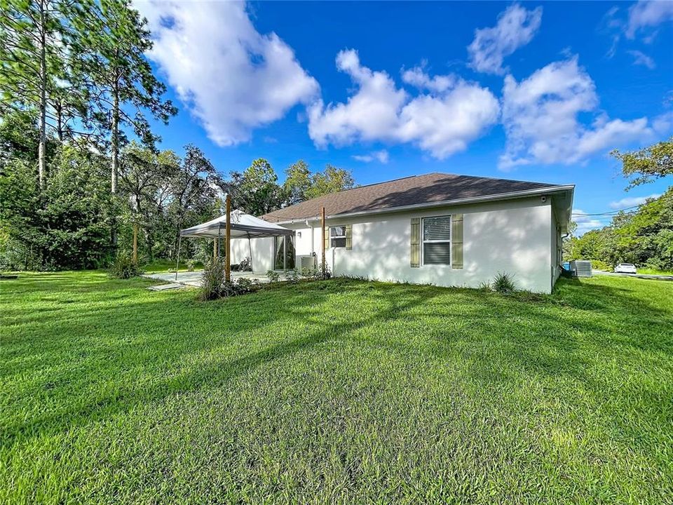 For Sale: $319,900 (3 beds, 2 baths, 1439 Square Feet)